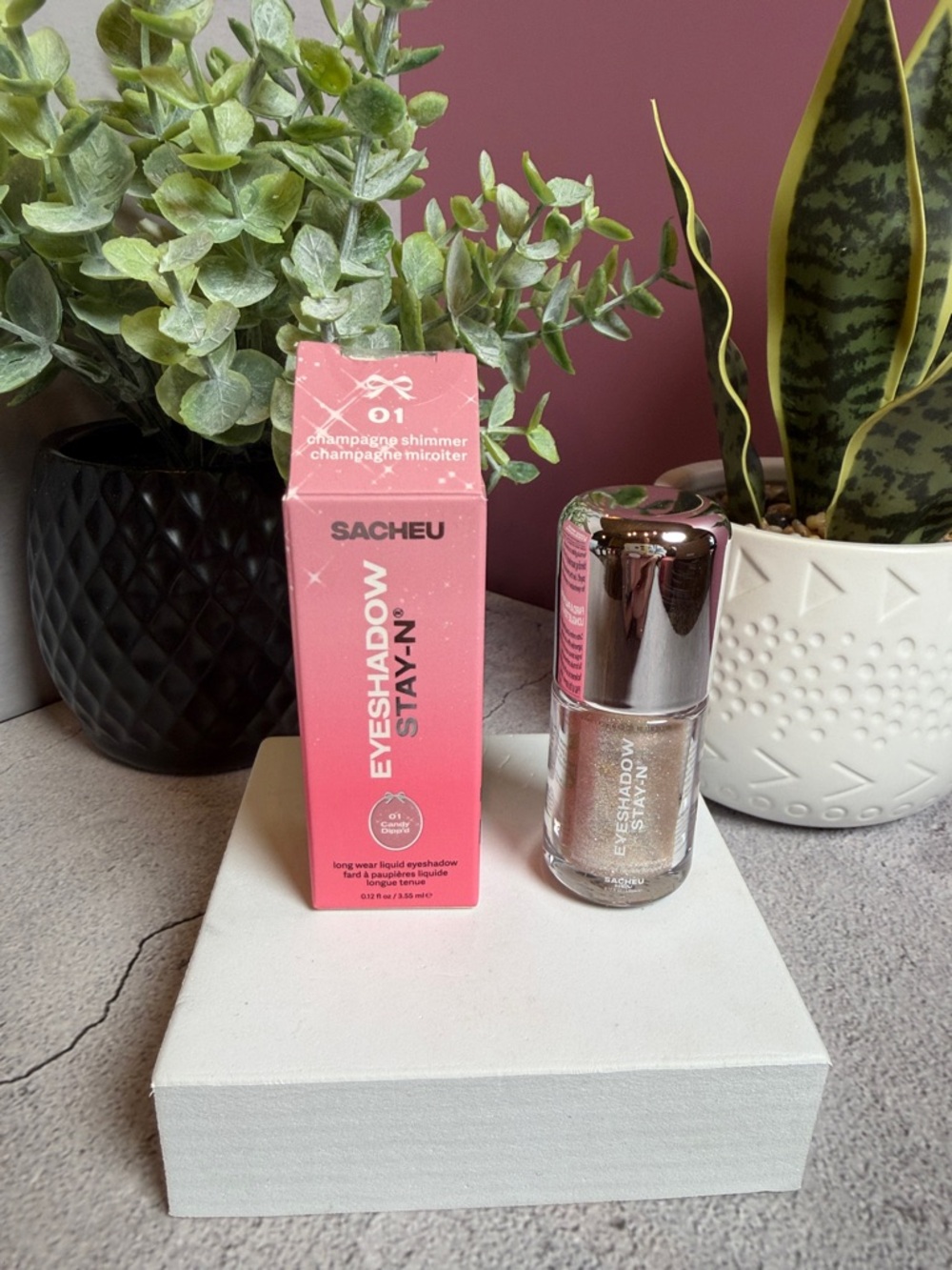 SACHEU Eyeshadow Stay-N Liquid in Champagne Shimmer